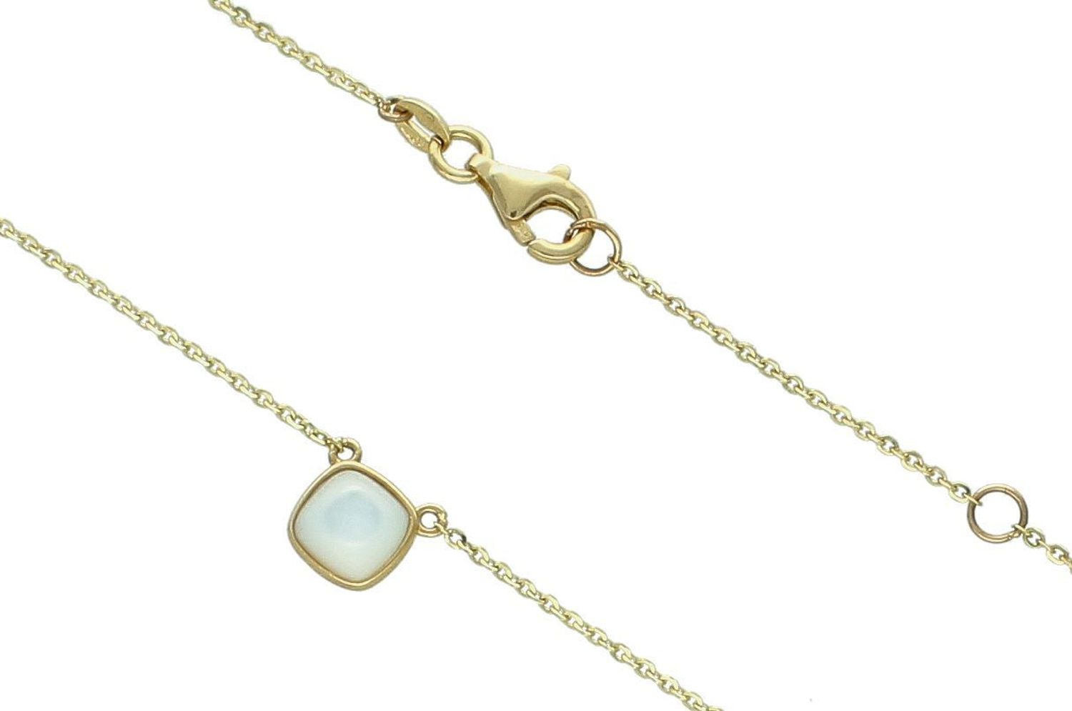 Naszyjnik złoty z masą perłową pr 585, C AG 930A  Delikatny naszyjnik wykonany z wysokiej jakości złota próby 585. Łańcuszek ankier z prostych owalnych ogniw. Złoty naszyjnik ozdobiony masą perłową 1.jpg